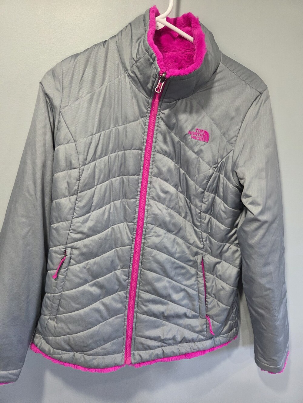 Womens medium the north face reversible jacket
